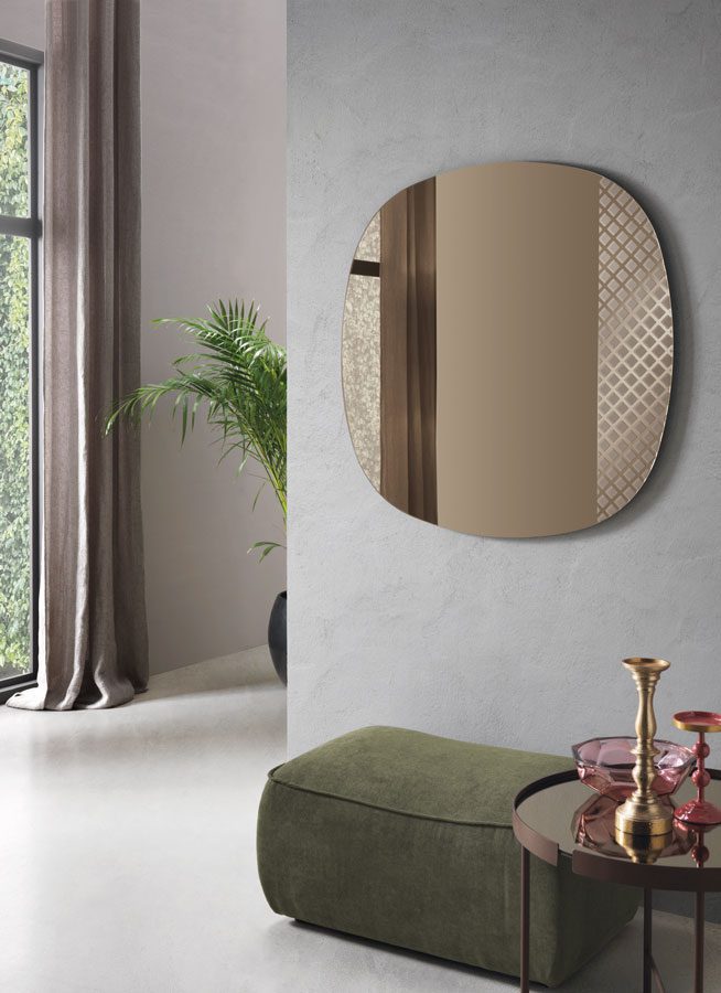 specchio-mantra-bronzo-decorazioni-sabbiate.jpg specchio mantra bronzo decorazioni sabbiate
